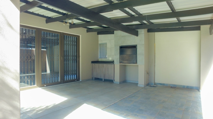 3 Bedroom Property for Sale in Geelhoutpark North West